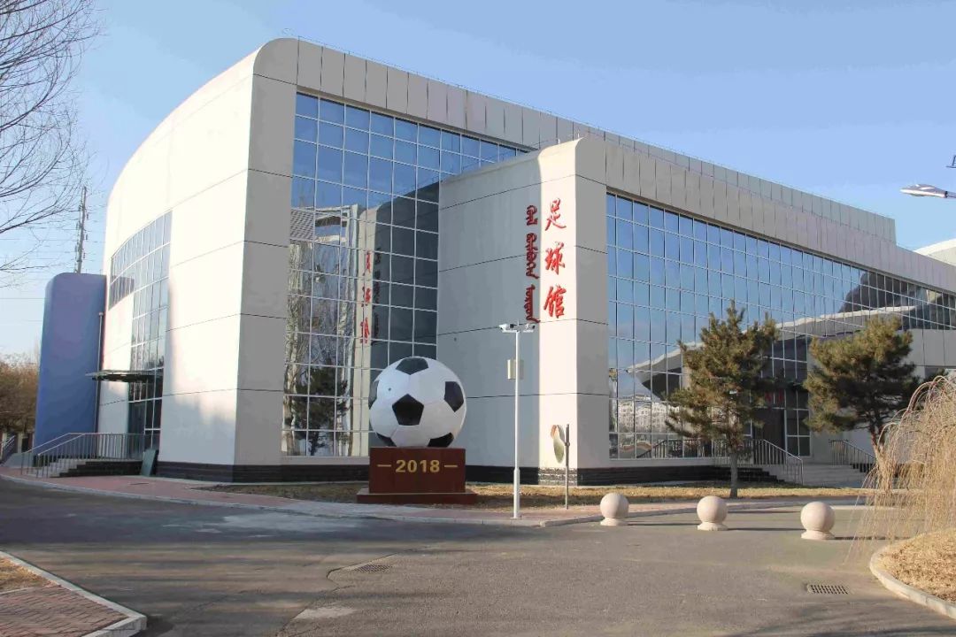 赤峰蒙中好吗,赤峰蒙中图片