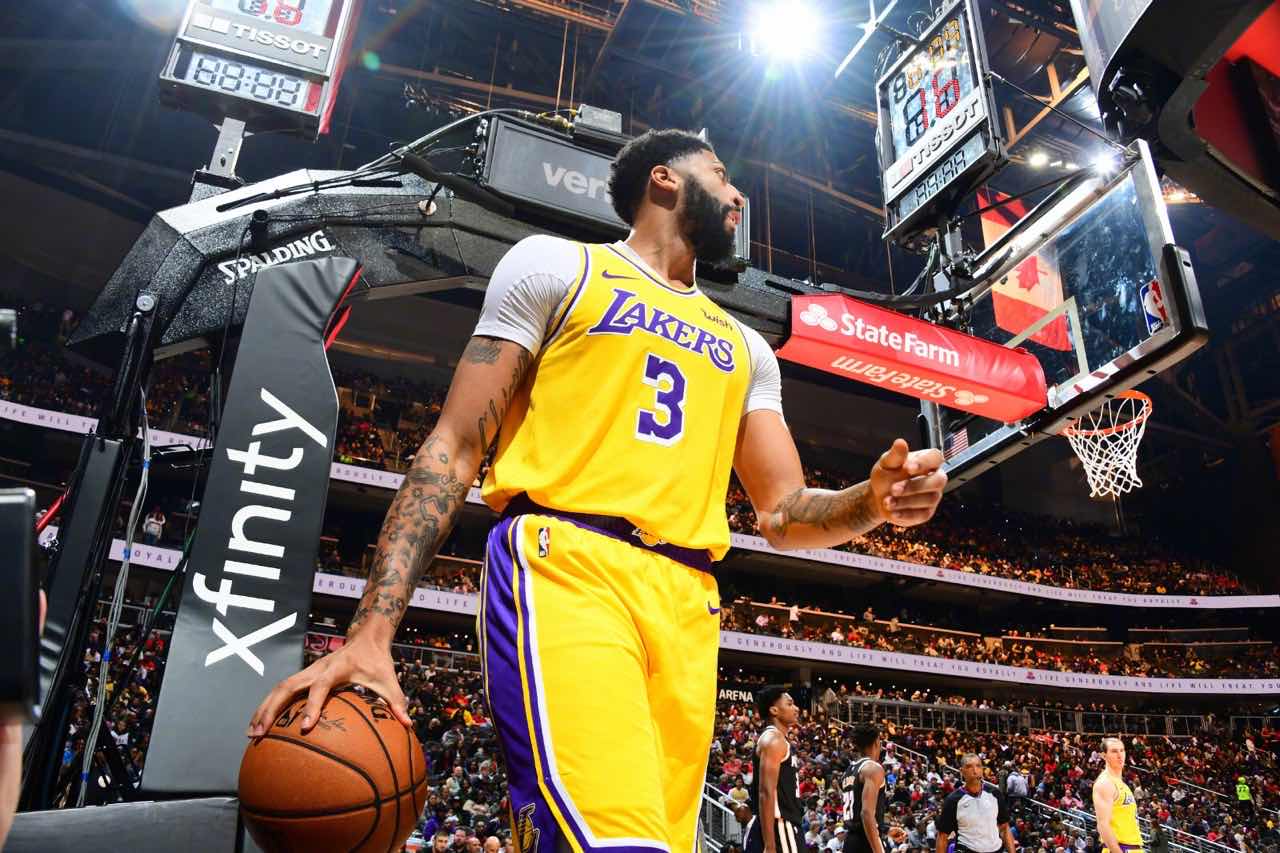 nba百大球星评选约基奇库里进前50,美媒评nba现役十大中锋