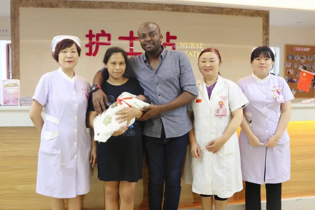 绗竴涓墰瀹濆疂璇炵敓绂忓窞,娉夊窞绗竴涓墰瀹濆疂璇炵敓