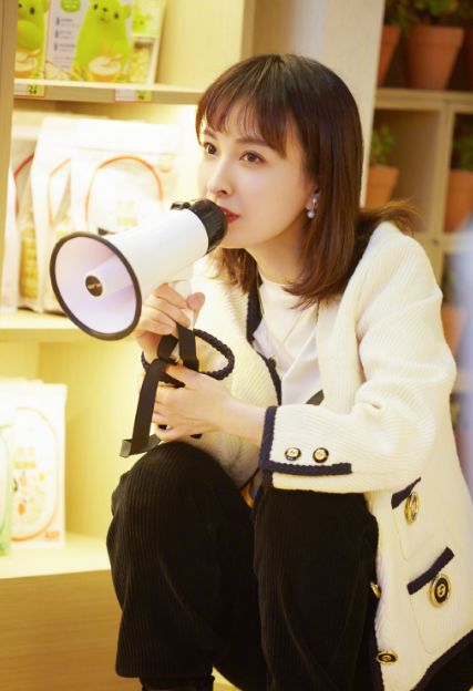 孙艺珍电视剧同款,孙艺珍电视剧穿搭