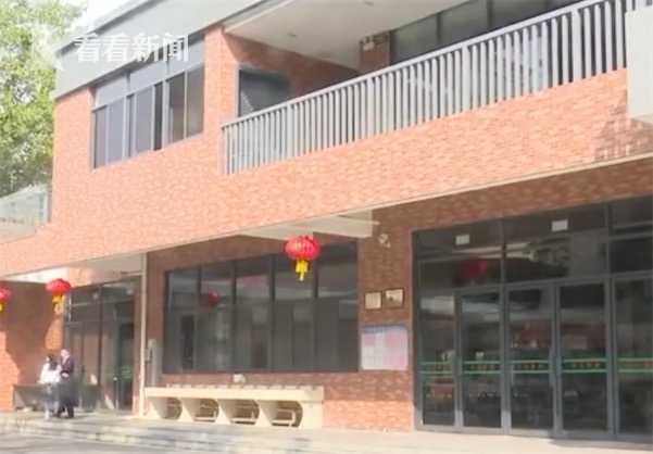 不缴费就放弃学位？新生被强制参加午托家长反映情况遭校长威胁