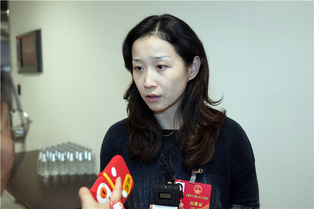 市人大代表吴修忍：关注青少年体质提升，期待涌现更多体育比赛｜青听*会两**