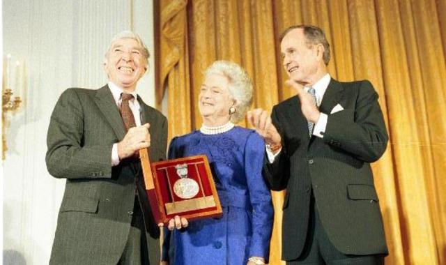 厄普代克完整视频,厄普代克的代表作品