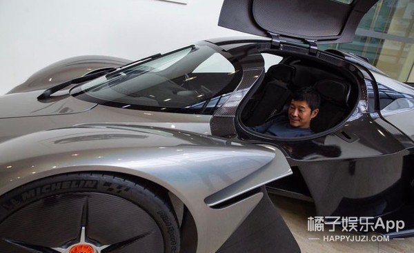 日本亿万富翁登上月球,日本亿万富翁线上寻爱共赴月球