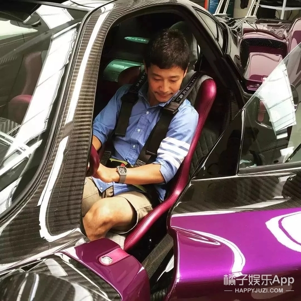 日本亿万富翁登上月球,日本亿万富翁线上寻爱共赴月球