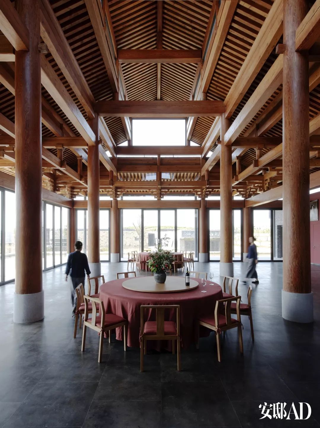 拉菲中国酒庄视频,法国波尔多拉菲酒庄在哪里