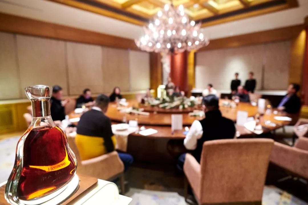 收获再多“第一次”的旅途，不及与人分享的一桌饭菜