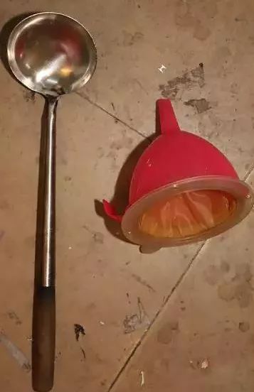 用色素和原浆勾兑的高档洋酒,洋酒勾兑上色剂