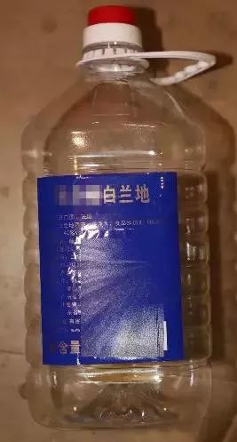 用色素和原浆勾兑的高档洋酒,洋酒勾兑上色剂
