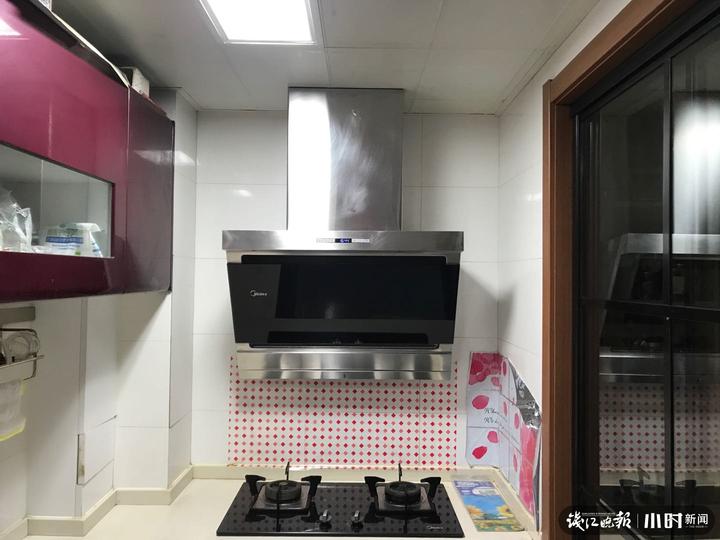 家里油腻腻的油烟机,中式油烟机日常怎么保持干净