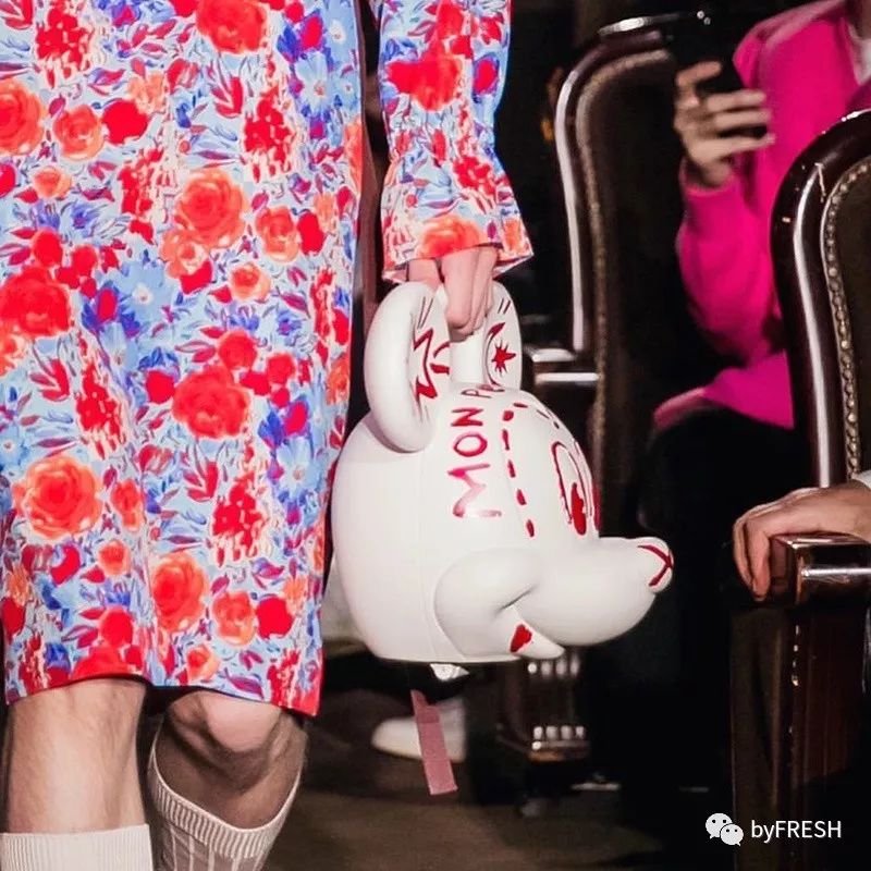 mouse和mickey什么意思,mickeymouse第四阶段