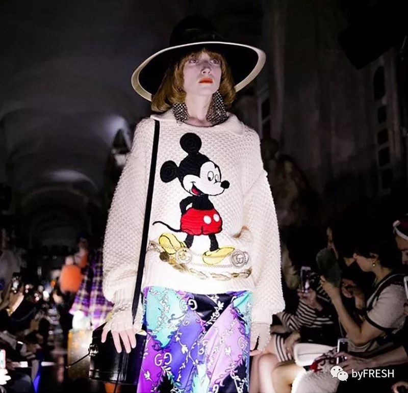 mouse和mickey什么意思,mickeymouse第四阶段