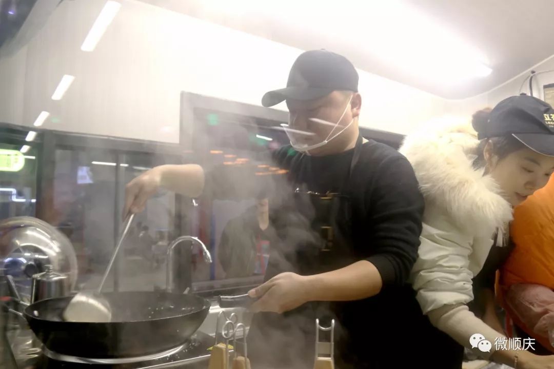 南充的不夜城,打卡南充不夜城