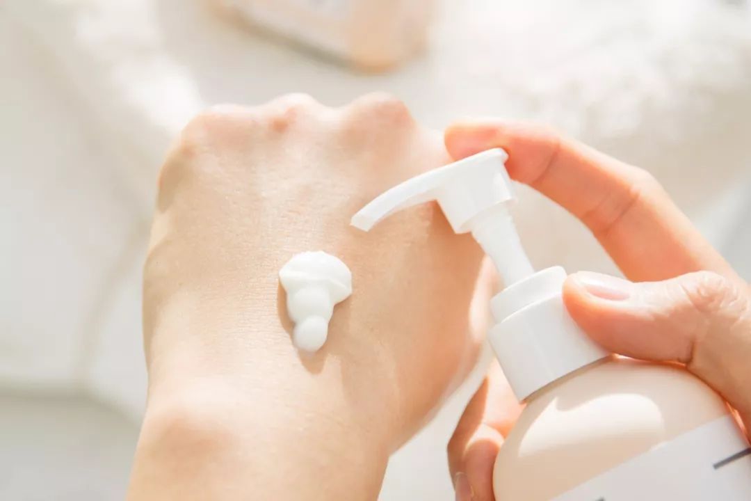 过年不知道该送爸妈什么,过年送礼送父母什么比较合适