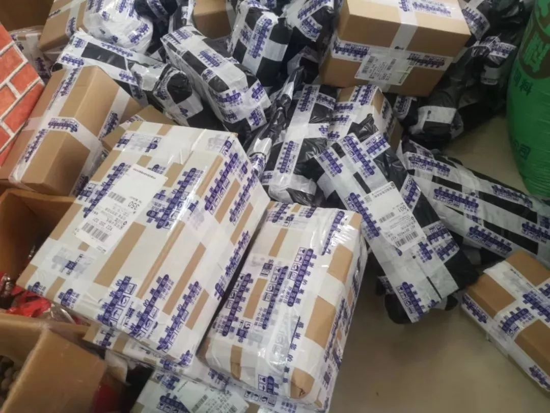 小县城适合女生开的店,小县城100万房子5年后价格