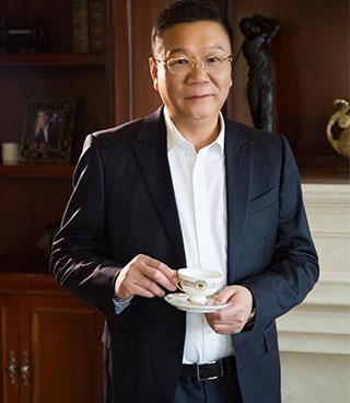 灯城“市场大王”张爱忠带500温商回乡投资