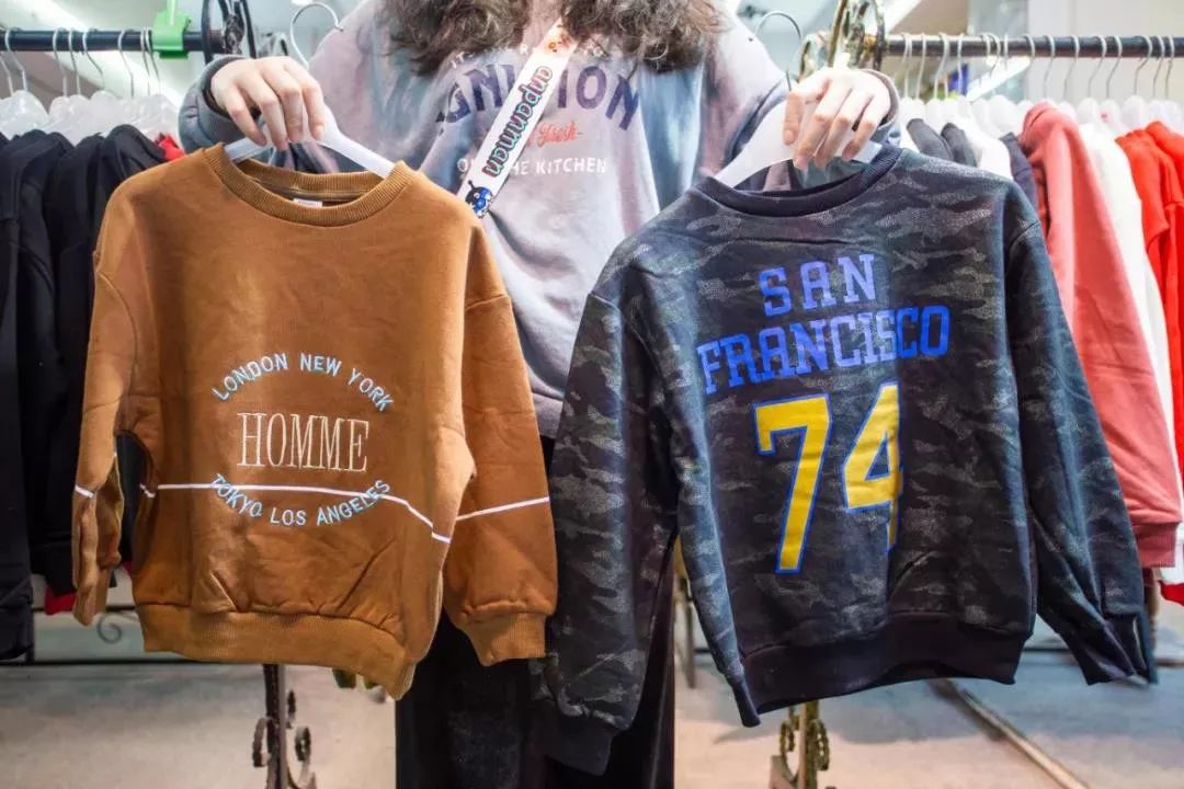 羽绒城清仓特价直播,羽绒服装清仓