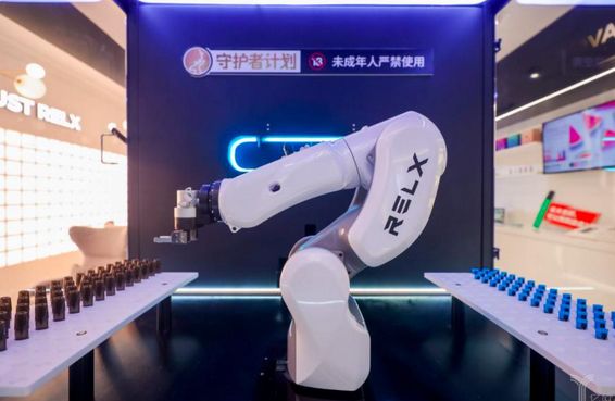 可口可乐中国首家线下店落地上海；中国李宁故宫神武门开店；马云上海再开酒吧|猫头鹰商业周报