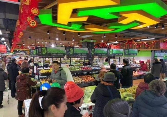 可口可乐中国首家线下店落地上海；中国李宁故宫神武门开店；马云上海再开酒吧|猫头鹰商业周报