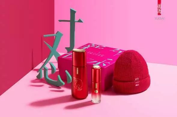 可口可乐中国首家线下店落地上海；中国李宁故宫神武门开店；马云上海再开酒吧|猫头鹰商业周报