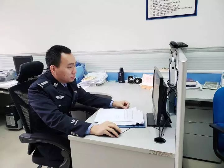 泽字男宝宝名字大全洋气2022,男孩名字叫梓涵