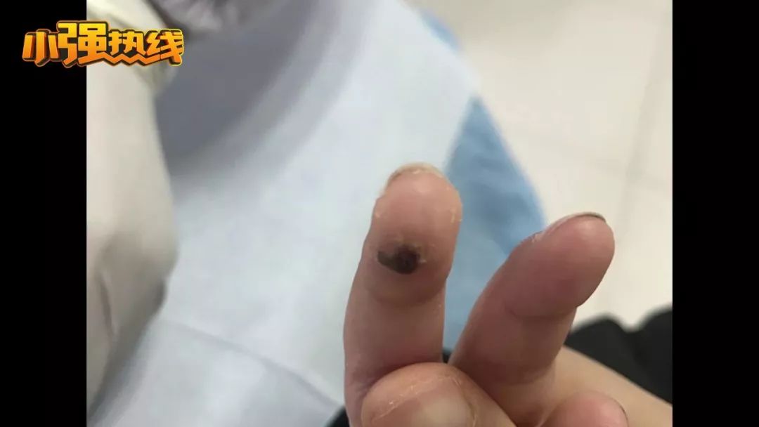 妈妈买奶茶时闻到一股焦味,妈妈买奶茶闻到烧焦味