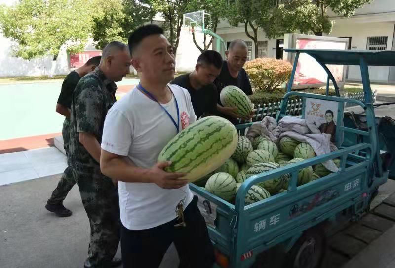 心系他人，大爱无疆——928路况记者昂朝军