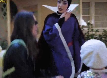 迪士尼恶毒皇后怼人,迪士尼恶毒皇后怼人视频