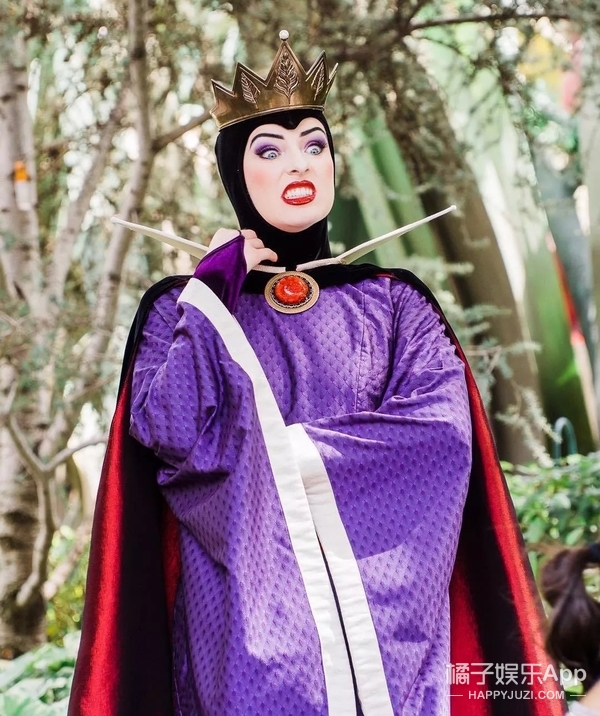 迪士尼恶毒皇后怼人,迪士尼恶毒皇后怼人视频