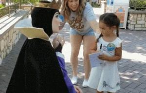 迪士尼恶毒皇后怼人,迪士尼恶毒皇后怼人视频