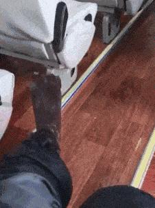 一双能按摩的浴室拖鞋,Q软防滑,好穿到爆,每一步都在保健