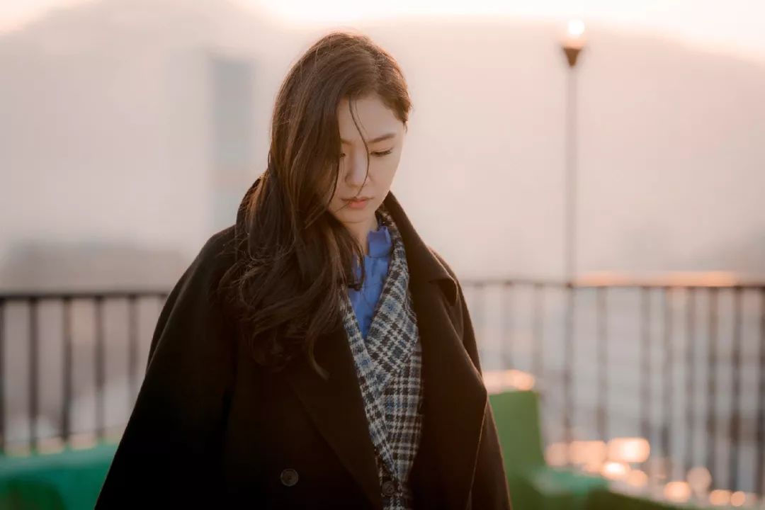 孙艺珍穿的真丝裙子,玄彬孙艺珍协商服装