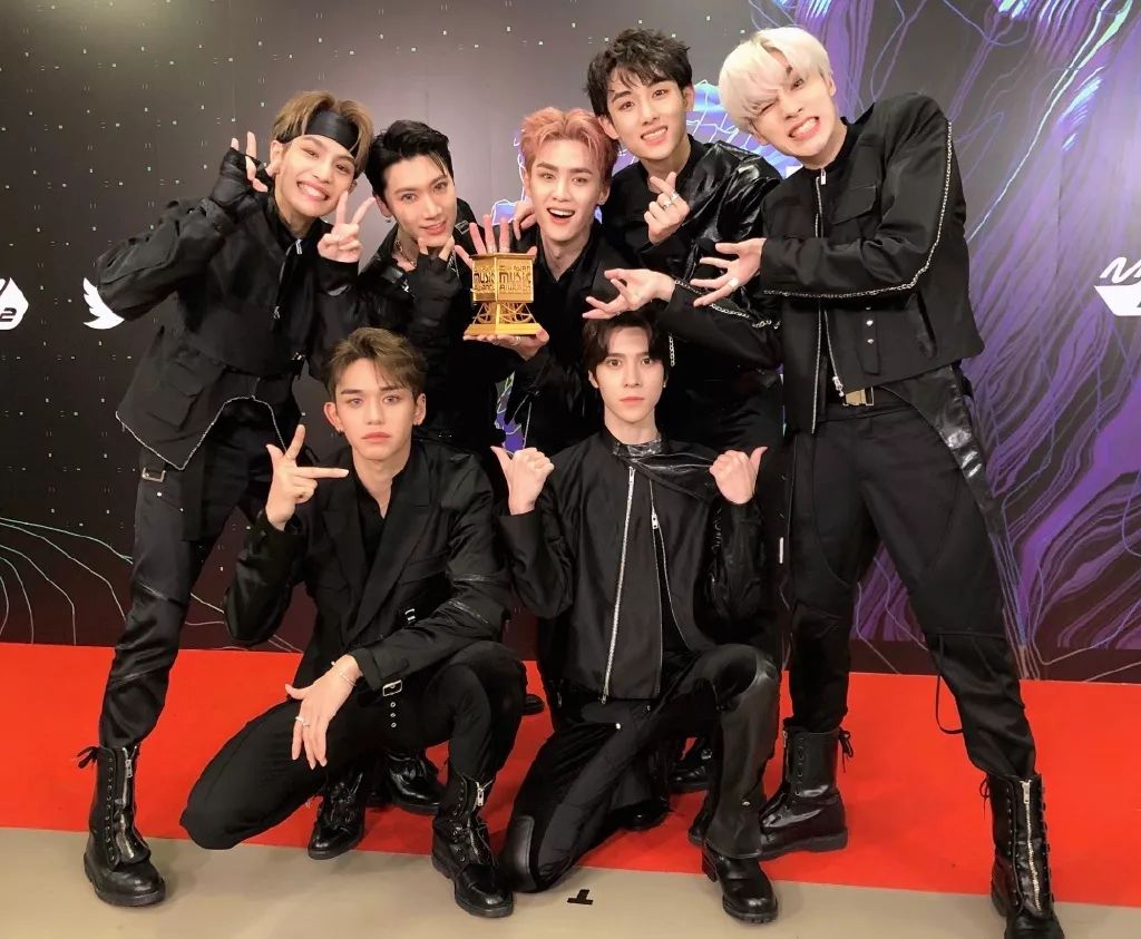 不只是威神V，没想到95后的歌单还藏有这样的怀旧金曲