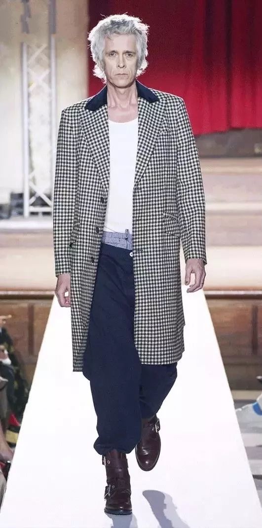 看到周震南的激动,周震南哪一期被狮子吓