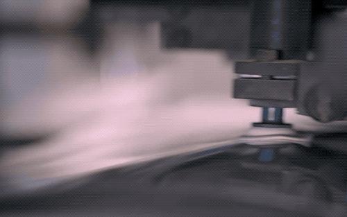 街头立体画是怎么画出来的,天桥上的立体画