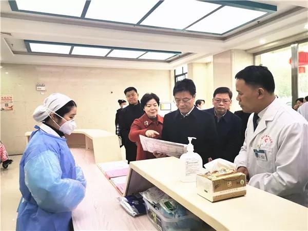 抗击疫情全员坚守,抗击疫情全力以赴坚守防疫最前线