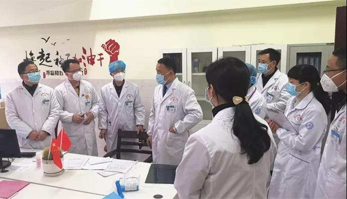 抗击疫情全员坚守,抗击疫情全力以赴坚守防疫最前线