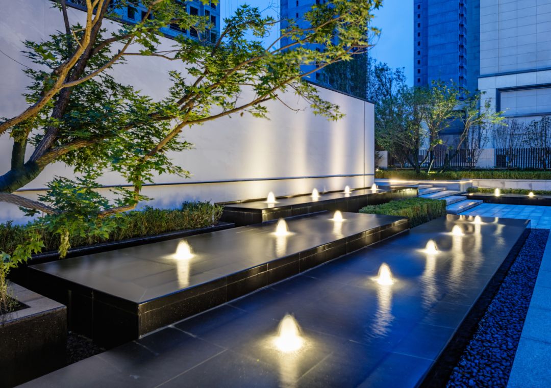 致广大尽精微方可成事,致广大而尽精微的视频