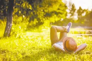 骨折骨质疏松吃什么钙片好,不是发育期吃钙片有用吗