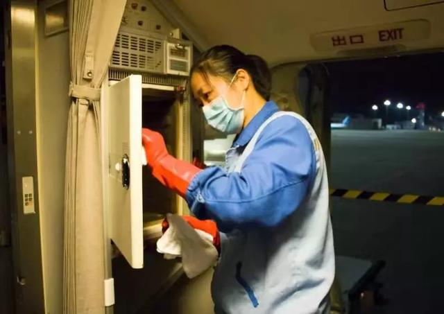 厦门航空:三个故事讲述地服“最美坚守”