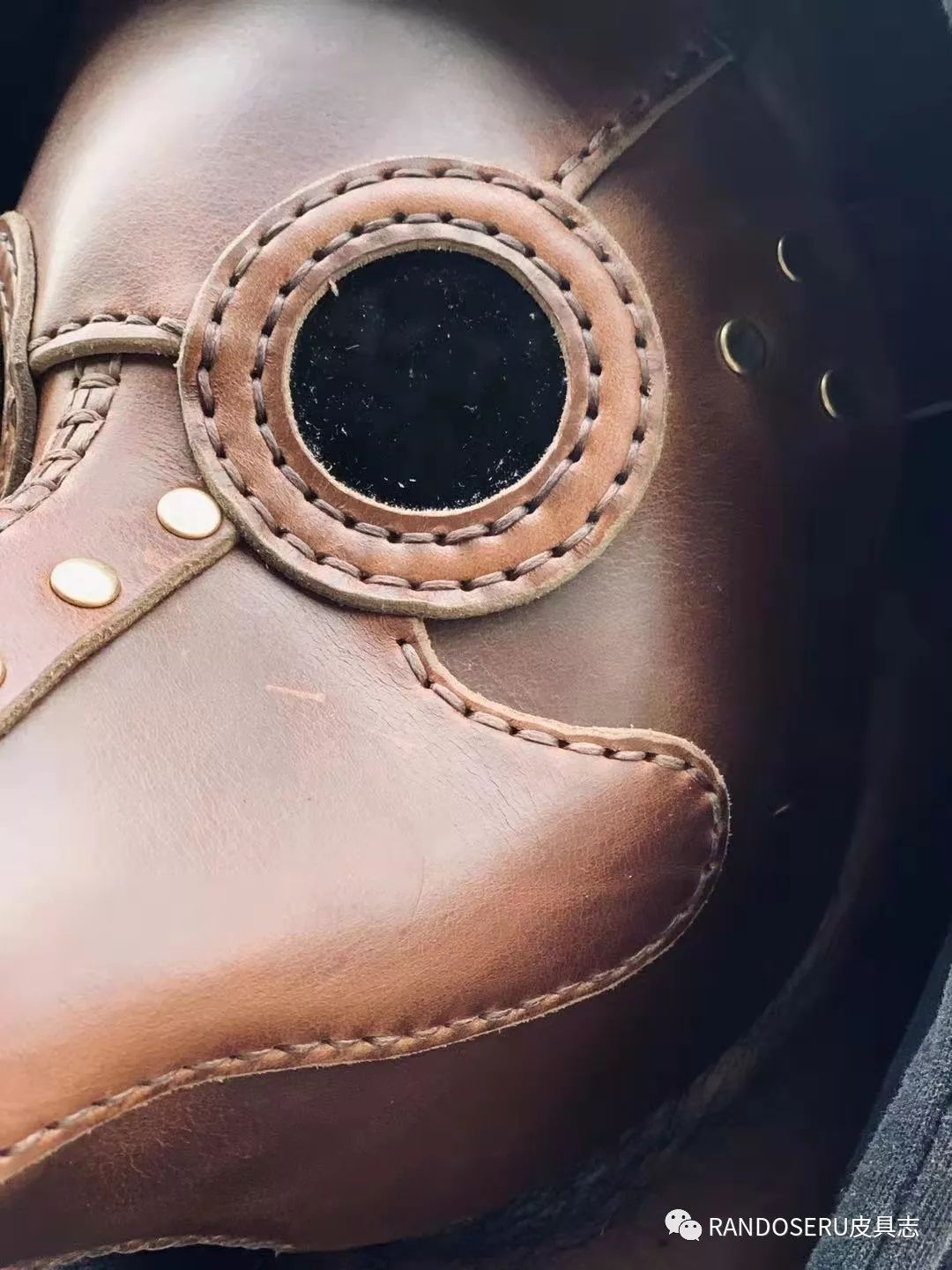 自制头戴式面具,用帽子制作蒙面面具