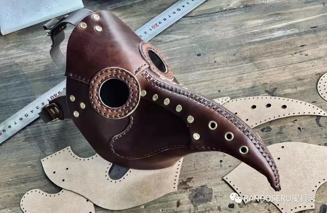 自制头戴式面具,用帽子制作蒙面面具