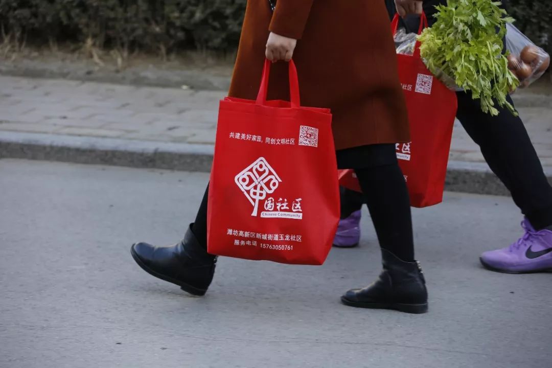 刚刚！湖北来潍在家隔离的他，意外收到一个小猪佩奇