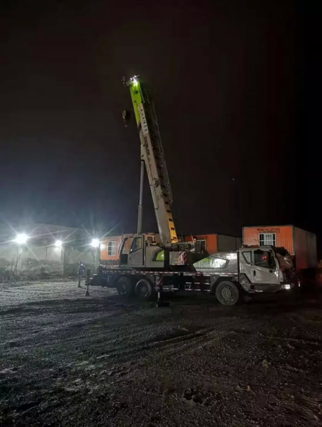 基层组织燃星火战“疫”明烛照天烧