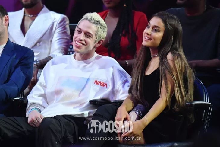 时髦办|18岁的Kaia怀孕了？？？其实LV太子妃也是19岁当妈妈的