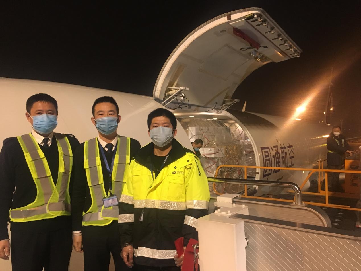 一天9架包机物资到吉林,运送抗疫物资飞机顺丰