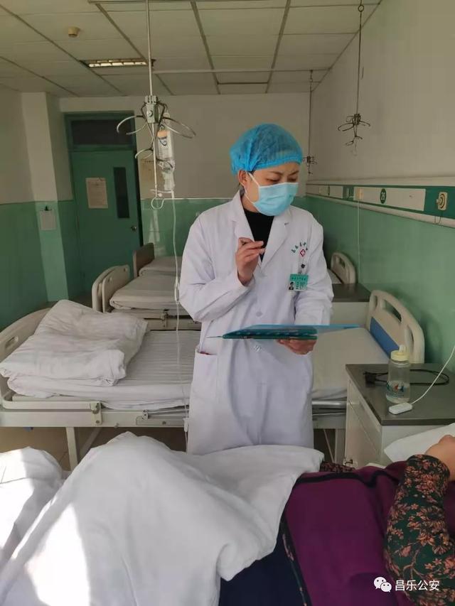 抗击疫情医护夫妻,抗击疫情夫妻档并肩奋战在一线