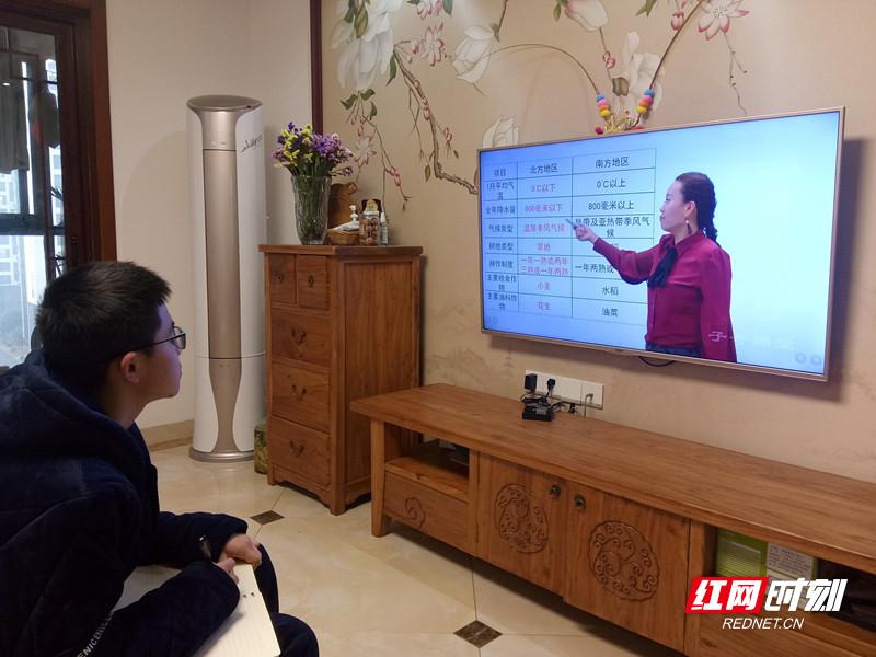 2022战疫优秀作文医护,特稿中国战疫五字诀