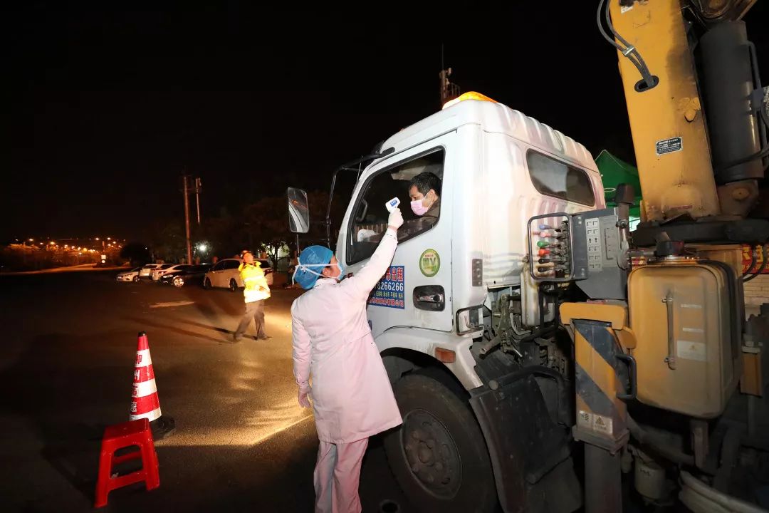 柳州“空城记”：请记住此刻，为了值得等待的未来