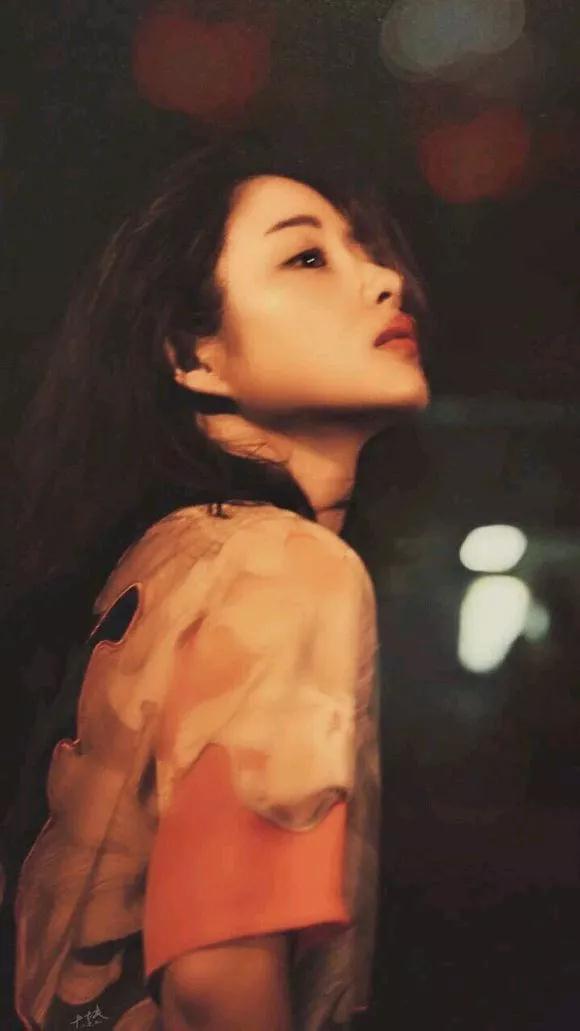 迷人计丨下颚骨太窄也会“胖”出双下巴?小S十元是这样让骨骼归正的